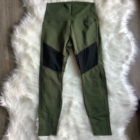The Barre Code 7/8 Leggings High Panel Mesh Army Green Large - Picture 1 of 9